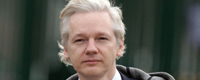 27Julian-Assange-used-the-l-007